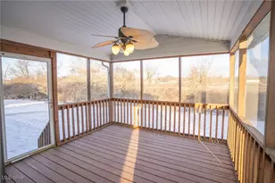 4662 Helmsworth Dr NE, Canton, OH 44714 - Photo 13