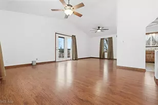 130 Melody Ln, Marietta, OH 45750 - Photo 7