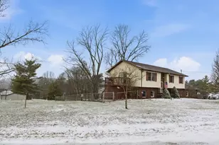 130 Melody Ln, Marietta, OH 45750 - Photo 37