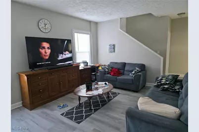 1114 Bedford Avenue SW, Canton, OH 44710 - Photo 3