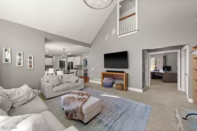 9685 Campton Ridge Drive, Chardon, OH 44024 - Photo 13