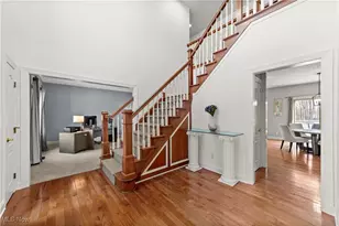 9685 Campton Ridge Dr, Chardon, OH 44024 - Photo 3