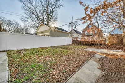 1566 Winchester Avenue, Oakwood, OH 44107 - Photo 35