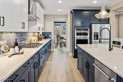 3633 Great Windsor Lane, Uniontown, OH 44685 - Photo 7