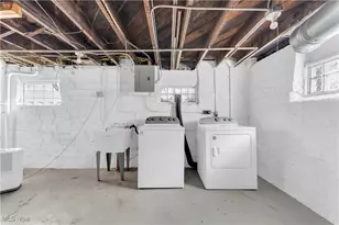 945 Nela View Rd, Cleveland Heights, OH 44112 - Photo 23