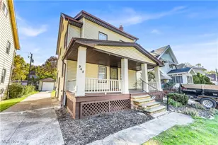 945 Nela View Rd, Cleveland Heights, OH 44112 - Photo 3