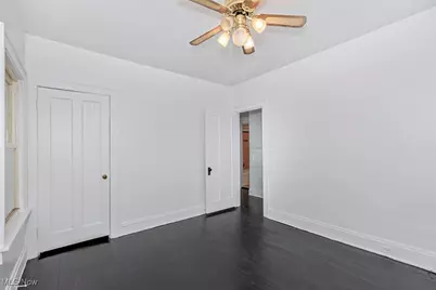 2819 E Derbyshire Road, Cleveland Heights, OH 44118 - Photo 15