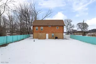 3462 Dollar Dr, Coventry, OH 44319 - Photo 7