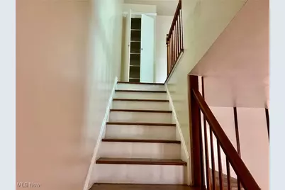 20608 Harvard Avenue, Highland Hills, OH 44122 - Photo 7