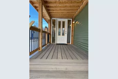 81 Helen Street, Barberton, OH 44203 - Photo 3