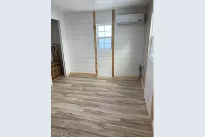 81 Helen Street, Barberton, OH 44203 - Photo 9