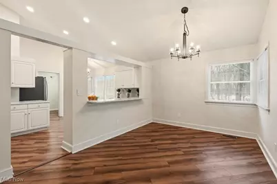 1340 Village Drive, Akron, OH 44313 - Photo 11