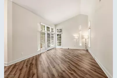 1340 Village Drive, Akron, OH 44313 - Photo 7