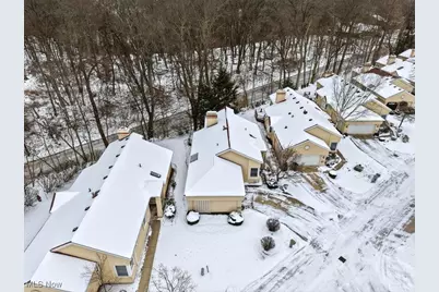 1340 Village Drive, Akron, OH 44313 - Photo 37