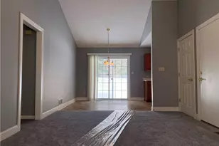 313 Abby Ln, Hartville, OH 44632 - Photo 3