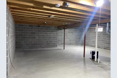 313 Abby Lane, Hartville, OH 44632 - Photo 17