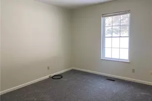 313 Abby Ln, Hartville, OH 44632 - Photo 11