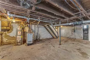 9407 Detroit Ave, Loveland, OH 44102 - Photo 21