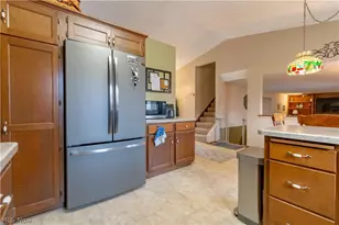 6167 Redford Rd NW, North Canton, OH 44720 - Photo 15