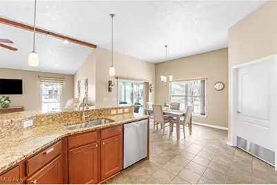 5145 Cardinal Court, Lorain, OH 44053 - Photo 9