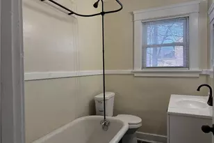 838 Woodbine Ave SE, Warren, OH 44484 - Photo 9