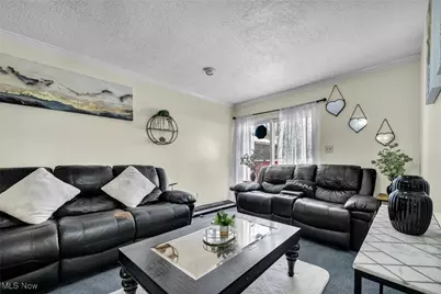 217 Tyler Avenue, Cuyahoga Falls, OH 44221 - Photo 7