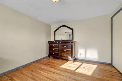 217 Tyler Avenue, Cuyahoga Falls, OH 44221 - Photo 17