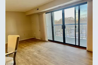 12550 Lake Avenue #904, Oakwood, OH 44107 - Photo 13