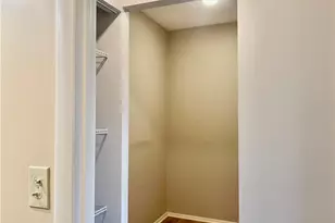 12550 Lake Ave, Oakwood, OH 44107 - Photo 25