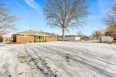 1421 W 33rd Street, Lorain, OH 44053 - Photo 29