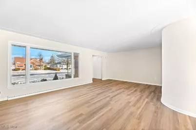 1421 W 33rd Street, Lorain, OH 44053 - Photo 5