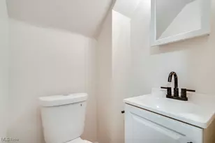 1068 Elbon Rd, Loveland, OH 44121 - Photo 27