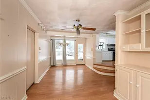 302 N Pershing Ave, Akron, OH 44313 - Photo 11