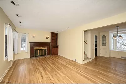 302 N Pershing Avenue, Akron, OH 44313 - Photo 5