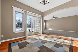 300 Lakewick Ln, Willowick, OH 44095 - Photo 17