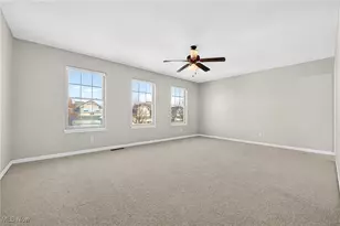 300 Lakewick Ln, Willowick, OH 44095 - Photo 23