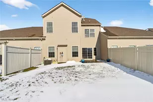 300 Lakewick Ln, Willowick, OH 44095 - Photo 43