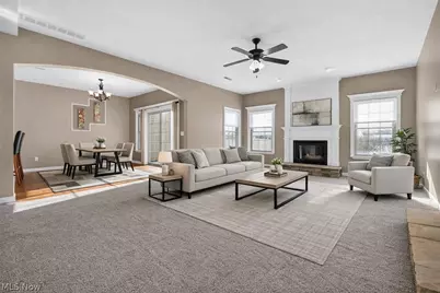 300 Lakewick Lane, Willowick, OH 44095 - Photo 3