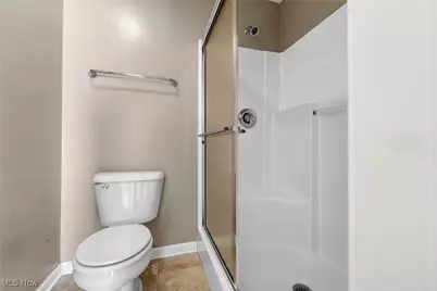 300 Lakewick Lane, Willowick, OH 44095 - Photo 27