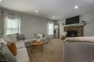 6562 Pine Bluff Ave NE, Canton, OH 44721 - Photo 9