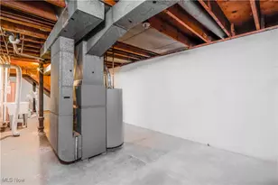 1991-1993 Congo St, Akron, OH 44305 - Photo 5