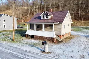 33 Hill St, Adena, OH 43901 - Photo 31