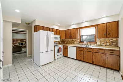 139 Roche Way, Boardman, OH 44512 - Photo 7