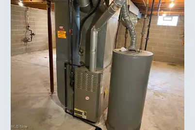 515 Flamos Circle NE, Canton, OH 44704 - Photo 13