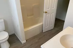 515 Flamos Cir NE, Canton, OH 44704 - Photo 9