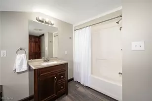 349 E Mennonite Rd, Aurora, OH 44202 - Photo 25