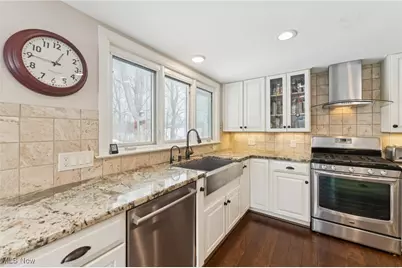 604 W Acadia Point, Aurora, OH 44202 - Photo 13