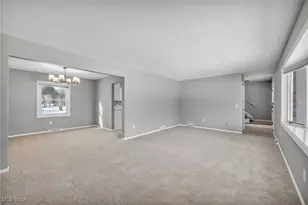 812 Westminister Dr, Brunswick, OH 44212 - Photo 5