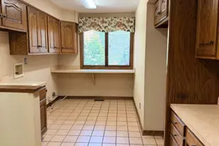 731 N Munroe Rd, Tallmadge, OH 44278 - Photo 29