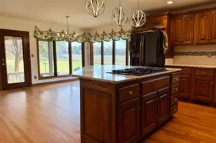 731 N Munroe Rd, Tallmadge, OH 44278 - Photo 5